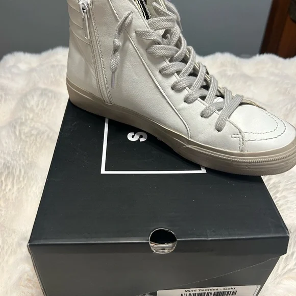 ShuShop Studded High-Top Sneakers - Picture 3 of 3